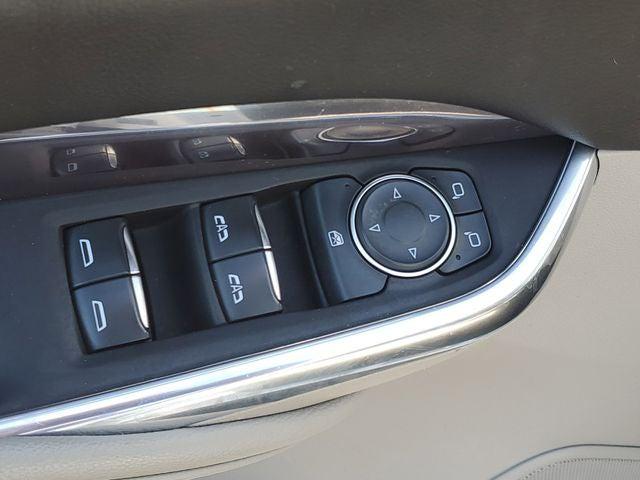 2022 Cadillac XT4 AWD Luxury