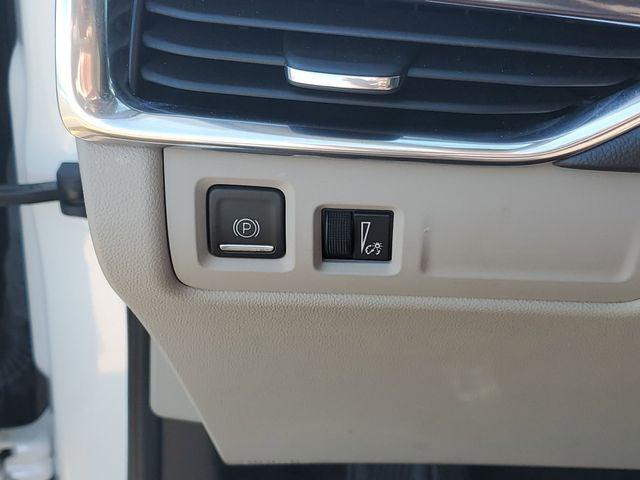 2022 Cadillac XT4 AWD Luxury
