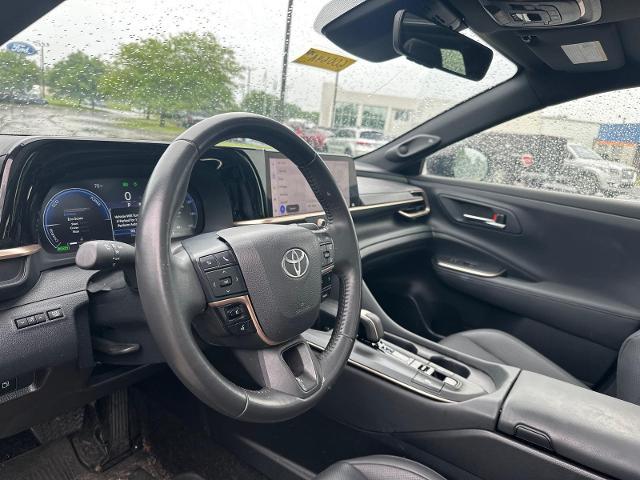 2023 Toyota Crown Platinum