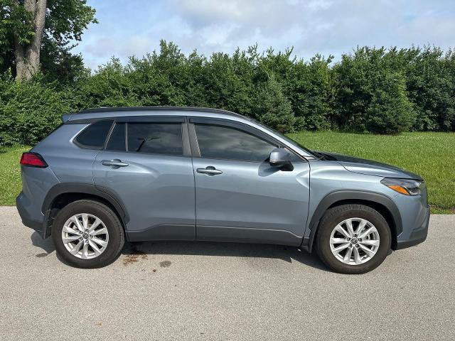 2024 Toyota Corolla Cross LE