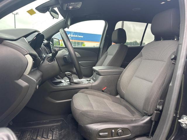 2023 Chevrolet Traverse AWD LT Cloth
