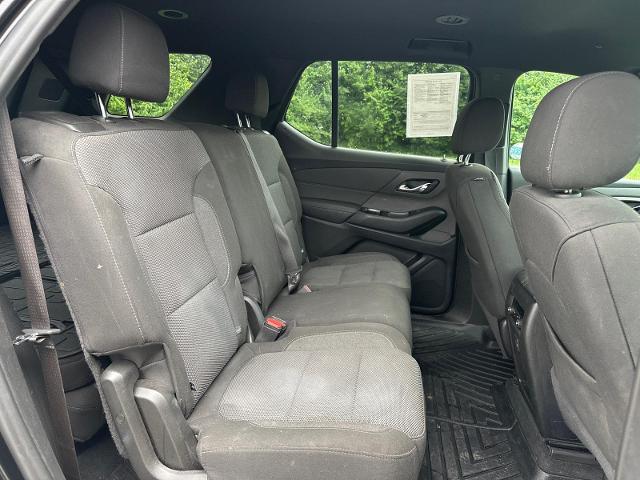 2023 Chevrolet Traverse AWD LT Cloth