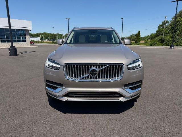 2024 Volvo XC90 B6 Plus Bright Theme 6-Seater