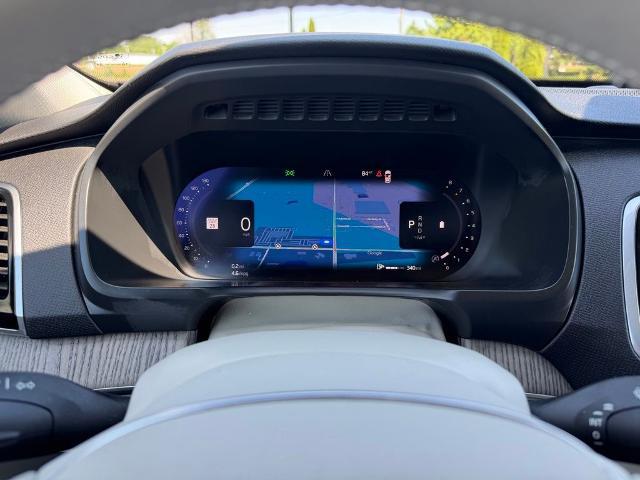 2024 Volvo XC90 B6 Plus Bright Theme 6-Seater