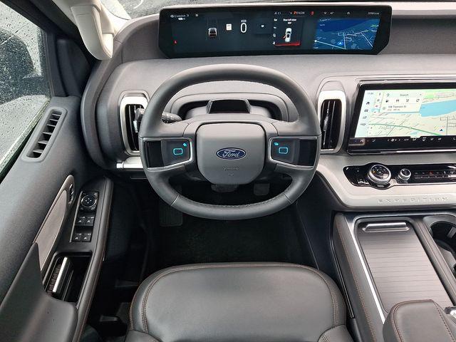 2025 Ford Expedition Active MAX