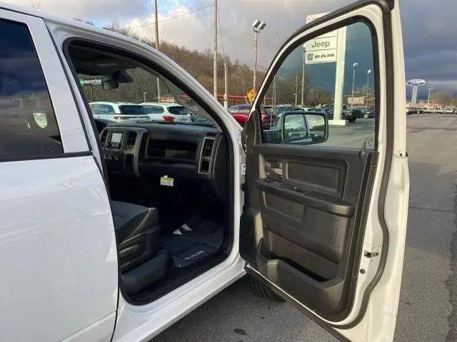 2023 Ram 1500 Classic Tradesman Crew Cab 4x4 5'7" Box