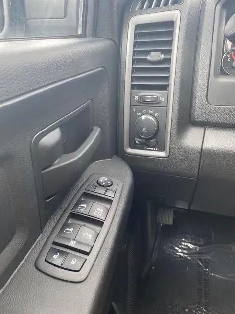 2023 Ram 1500 Classic Tradesman Crew Cab 4x4 5'7" Box