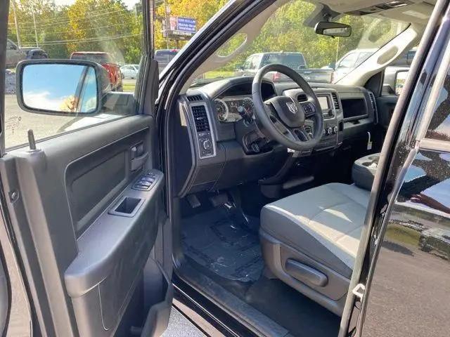 2023 Ram 1500 Classic Tradesman Crew Cab 4x4 5'7" Box