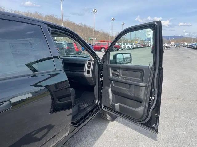 2023 Ram 1500 Classic Tradesman Crew Cab 4x4 5'7" Box