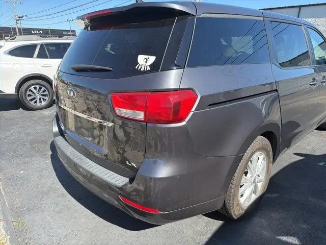 2017 Kia Sedona LX