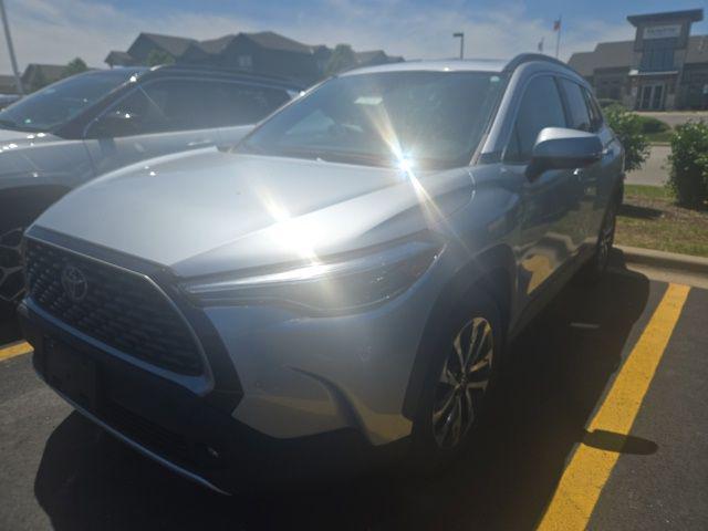 2022 Toyota Corolla Cross XLE
