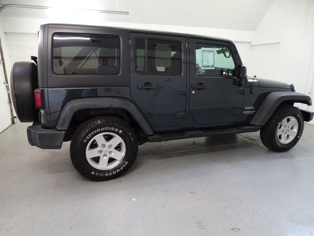 2017 Jeep Wrangler Unlimited Sport 4x4