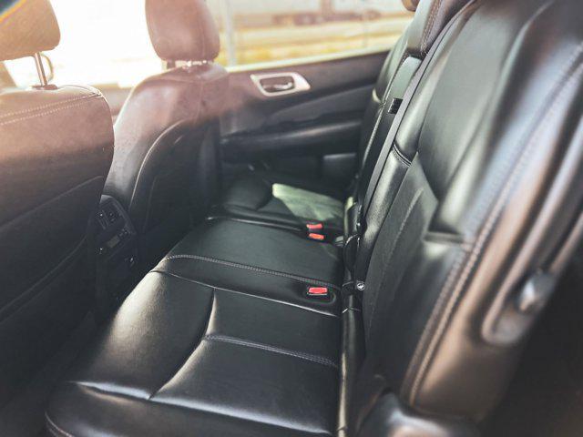 2014 Nissan Pathfinder SL