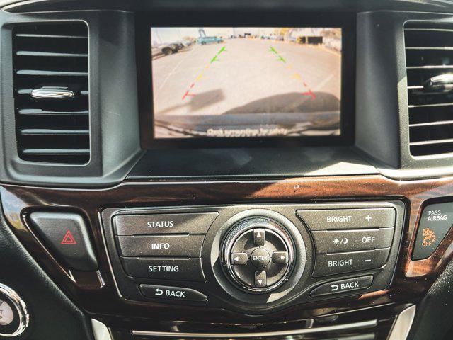 2014 Nissan Pathfinder SL