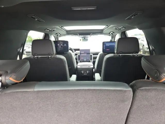 2026 GMC Yukon 4WD AT4