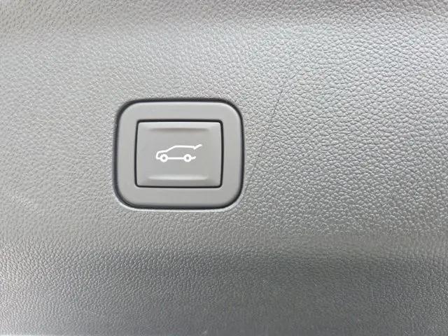 2026 GMC Yukon 4WD AT4