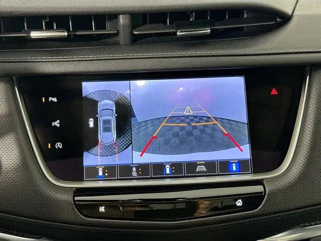 2024 Cadillac XT5 Sport