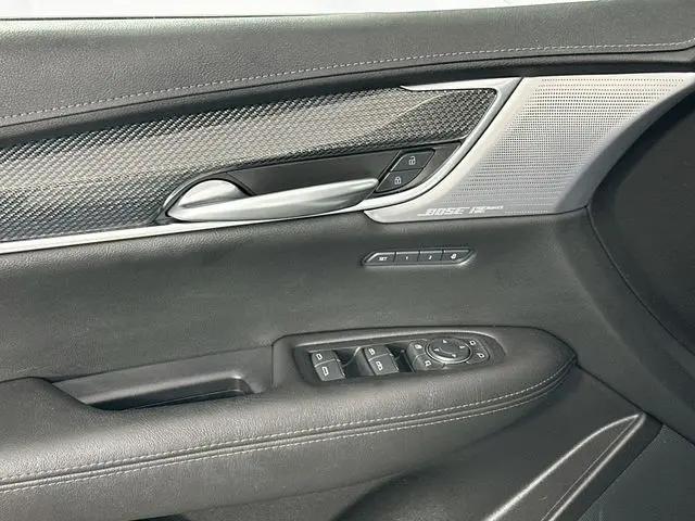 2024 Cadillac XT5 Sport