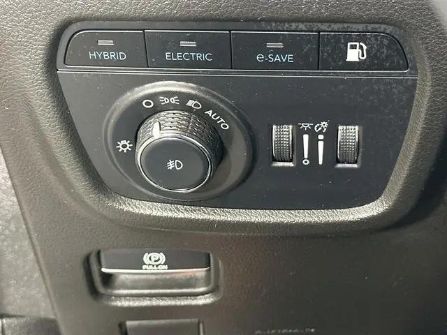 2023 Jeep Grand Cherokee Trailhawk