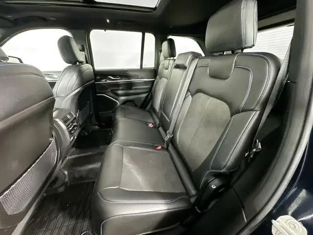2023 Jeep Grand Cherokee Trailhawk