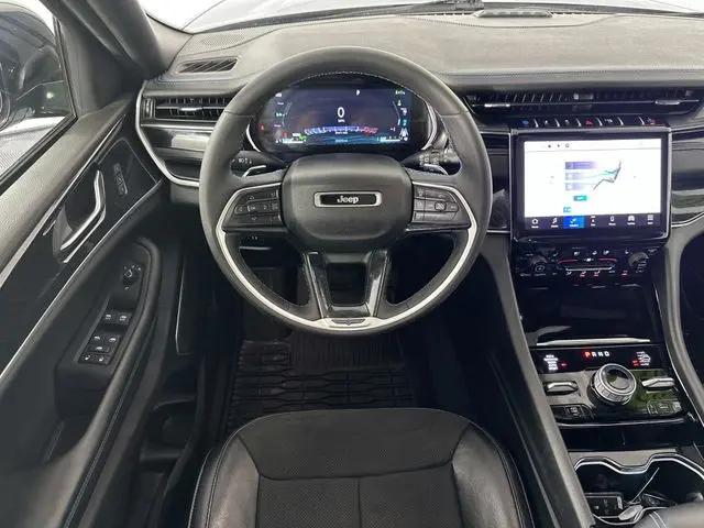 2023 Jeep Grand Cherokee Trailhawk