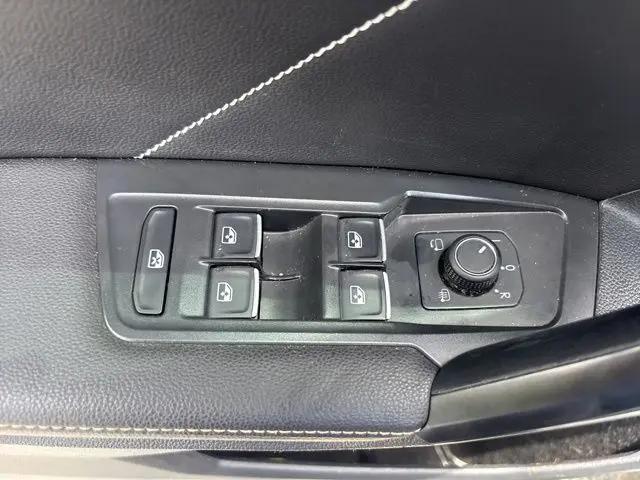 2023 Volkswagen Tiguan 2.0T SEL R-Line