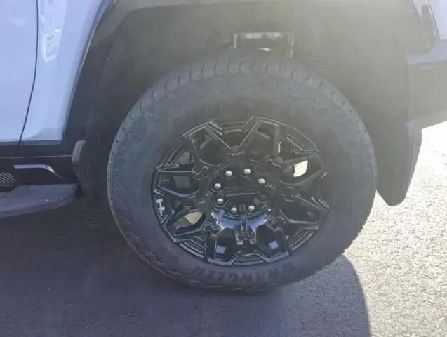 2024 GMC HUMMER EV 2X