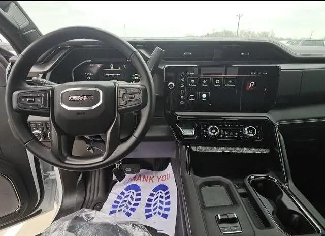 2026 GMC Sierra 2500HD Crew Cab, Standard Bed, AT4X, 4WD