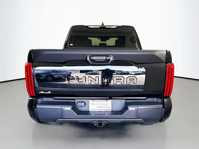 2026 Toyota Tundra SR5 CrewMax 5.5' Bed
