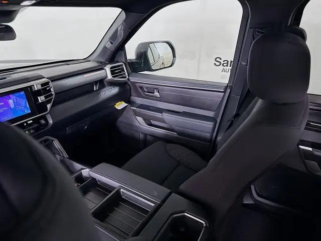 2026 Toyota Tundra SR5 CrewMax 5.5' Bed