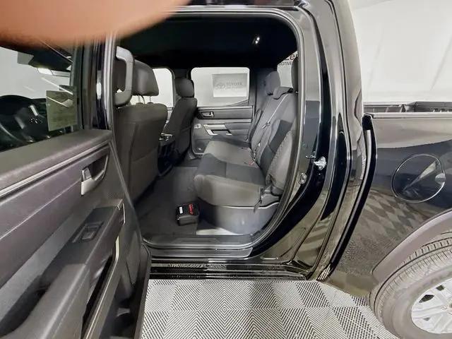 2026 Toyota Tundra SR5 CrewMax 5.5' Bed