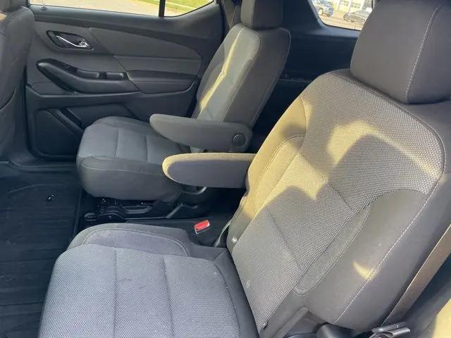 2023 Chevrolet Traverse FWD LT Cloth