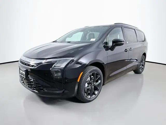 2027 Chrysler Pacifica Limited