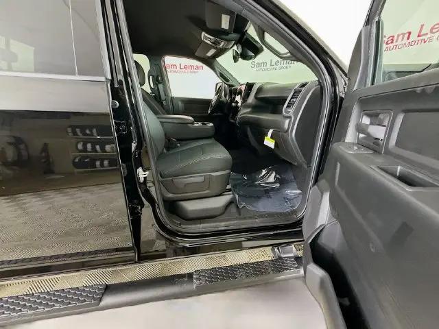 2026 Ram 2500 Black Express Crew Cab 4x4 64 Box
