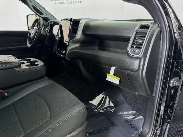 2026 Ram 2500 Black Express Crew Cab 4x4 64 Box
