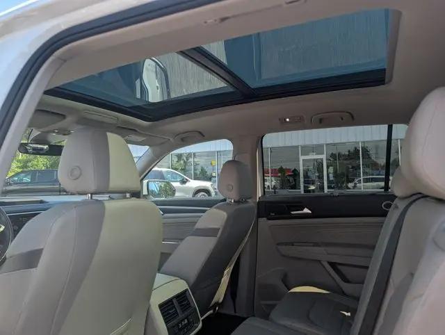 2021 Volkswagen Atlas 3.6L V6 SEL Premium R-Line
