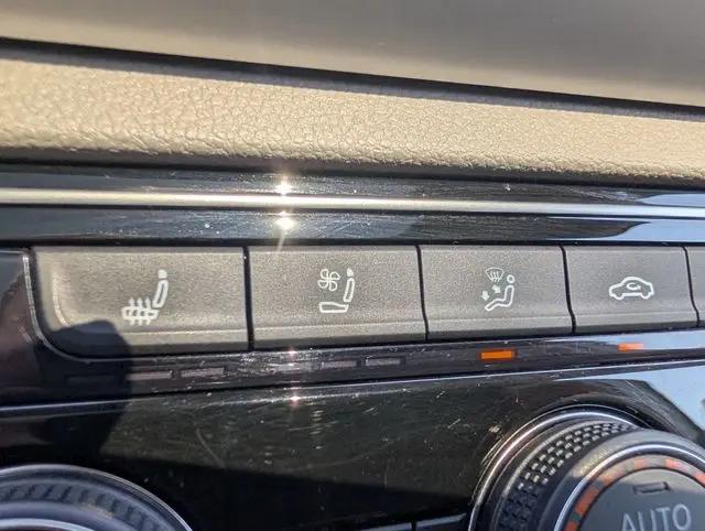 2021 Volkswagen Atlas 3.6L V6 SEL Premium R-Line