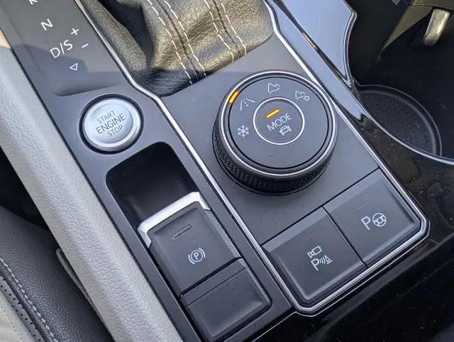 2021 Volkswagen Atlas 3.6L V6 SEL Premium R-Line