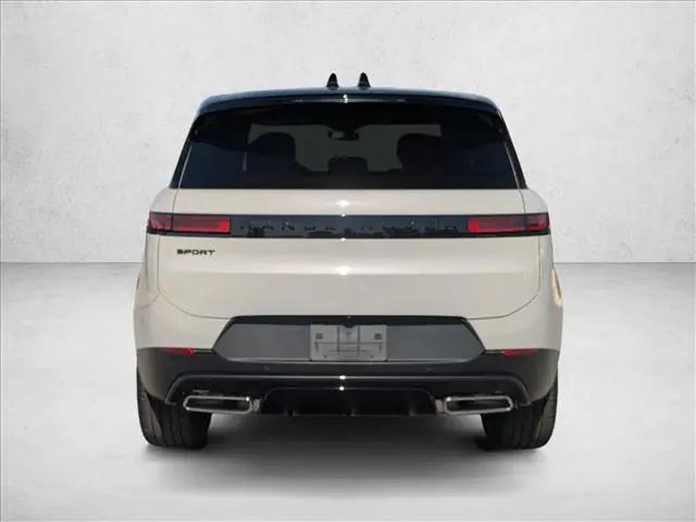2026 Land Rover Range Rover Sport P360 SE