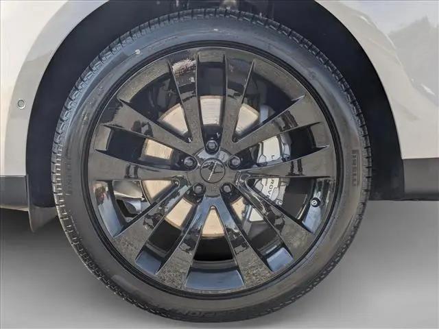 2026 Land Rover Range Rover Sport P360 SE