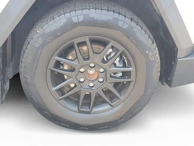2025 Tesla Cybertruck All-Wheel Drive