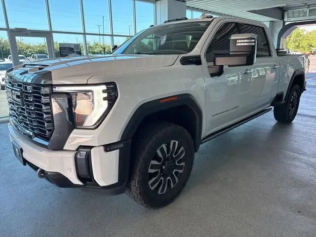 2024 GMC Sierra 2500HD 4WD Crew Cab Standard Bed Denali Ultimate