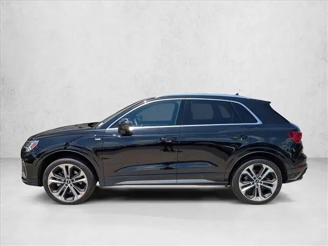 2020 Audi Q3 Premium Plus 45 TFSI S line quattro Tiptronic