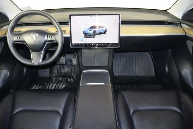 2023 Tesla Model 3 Rear-Wheel Drive