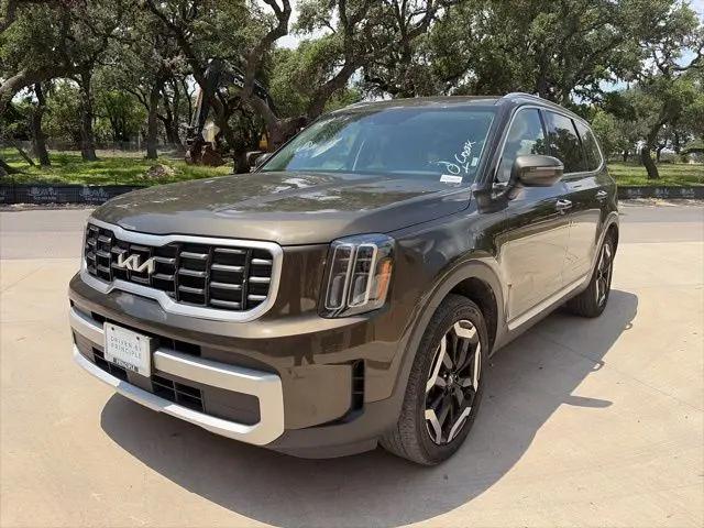 2025 Kia Telluride S