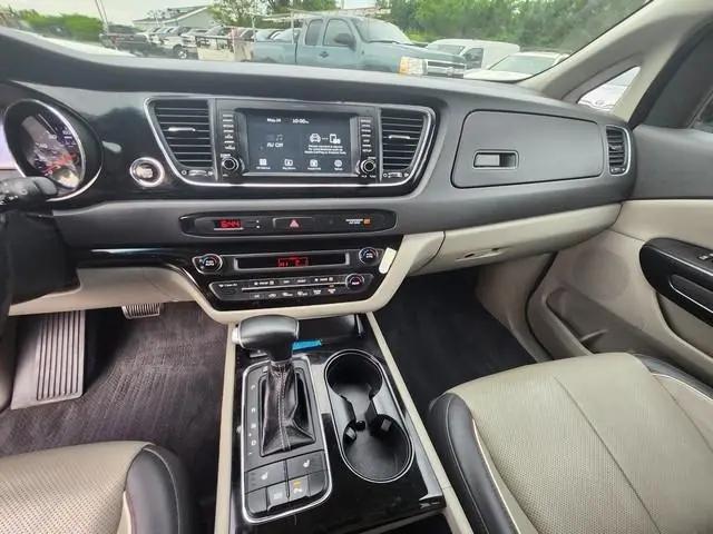 2017 Kia Sedona EX