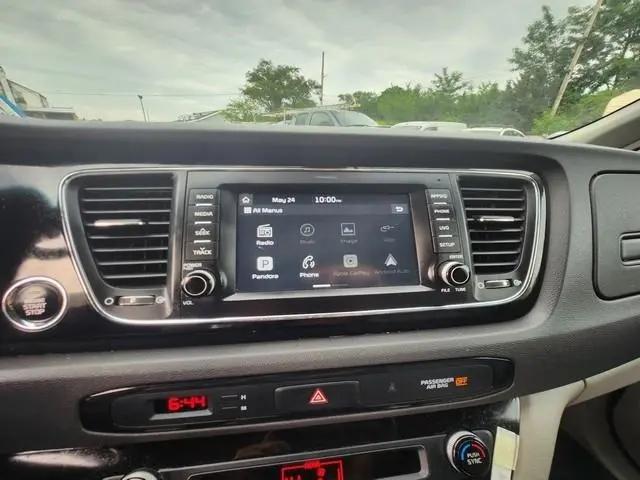2017 Kia Sedona EX
