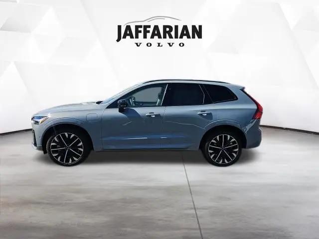 2026 Volvo XC60 Plug-In Hybrid Ultra, T8 AWD Electric/Gasoline, Dark