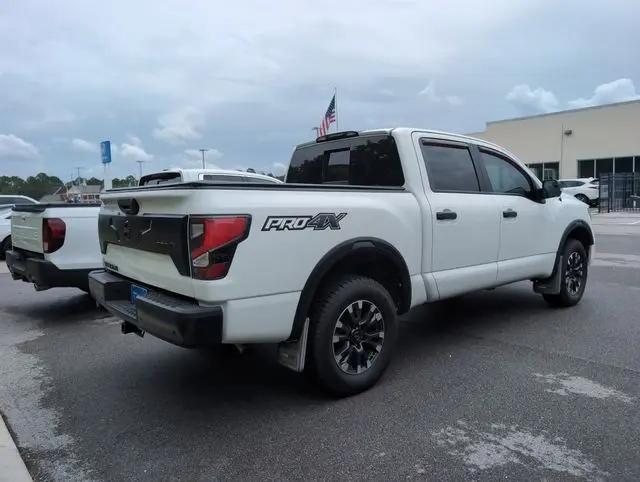 2021 Nissan Titan Crew Cab PRO-4X 4x4