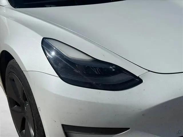 2022 Tesla Model 3 Rear-Wheel Drive